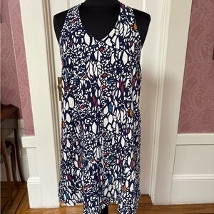 Elegant Navy and White Patterned Midi Dress